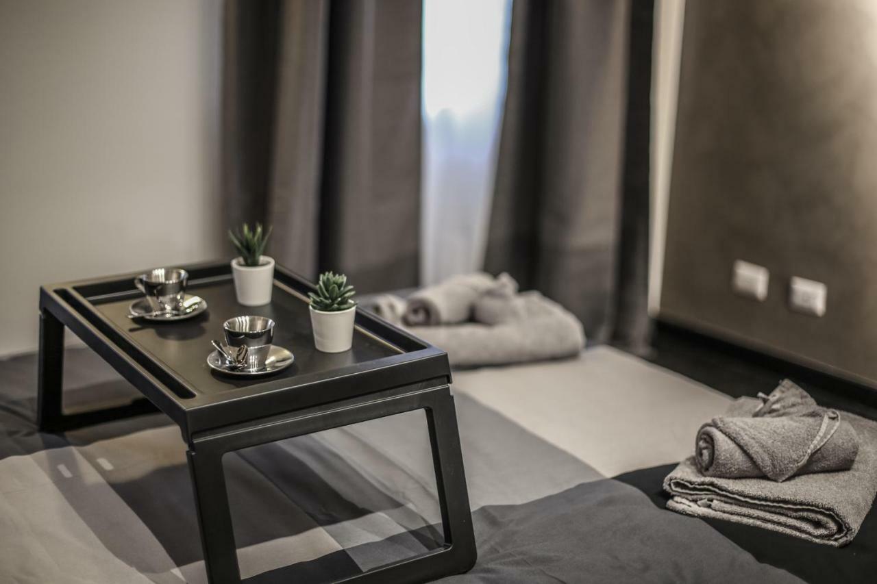 Stylish Apartment Near Duomo Μιλάνο Εξωτερικό φωτογραφία